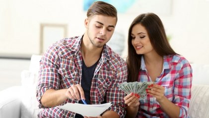 Social Structure Affects How People Share Money, New Study Reveals